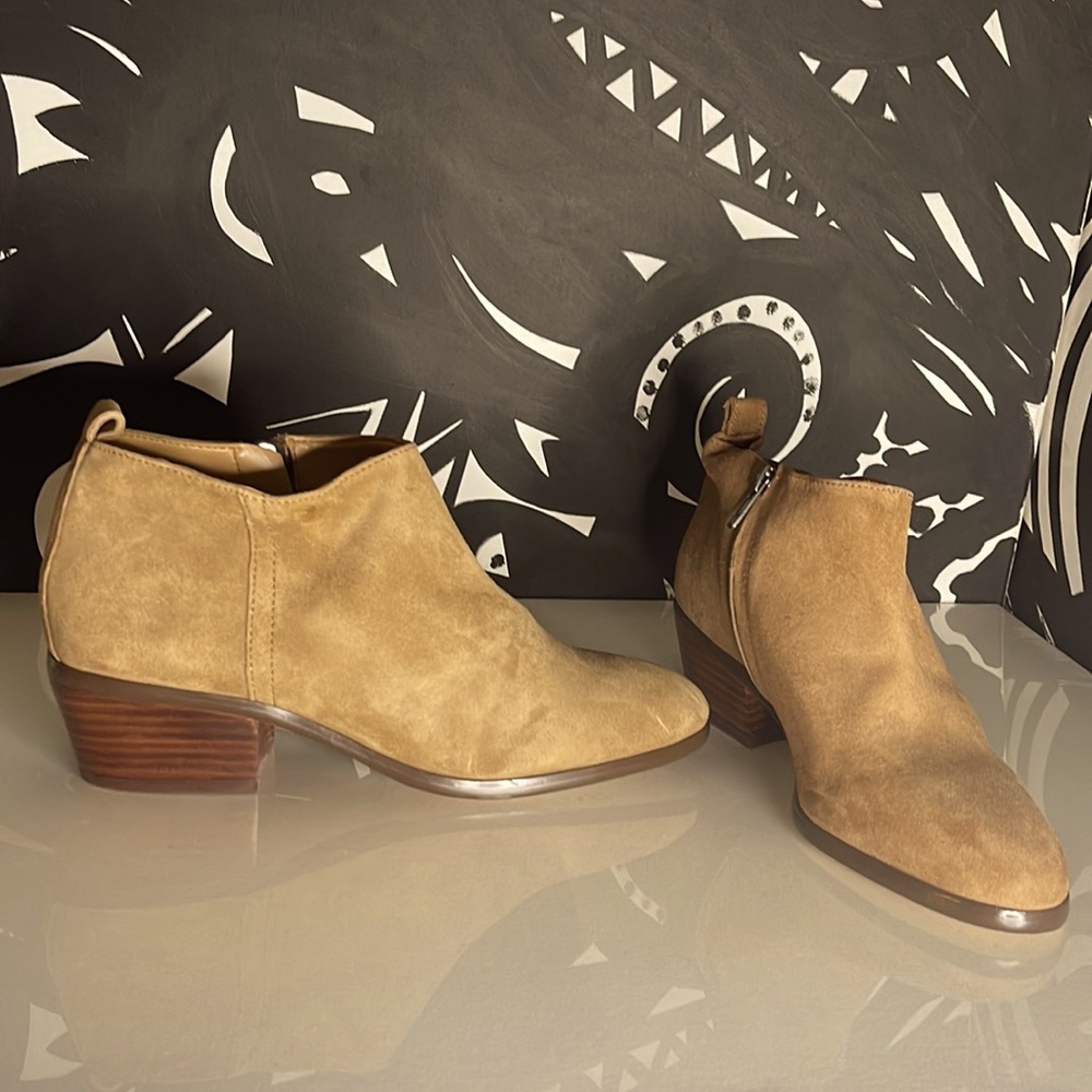 J.Crew Suede ankle boots; Size 8; Color Tan